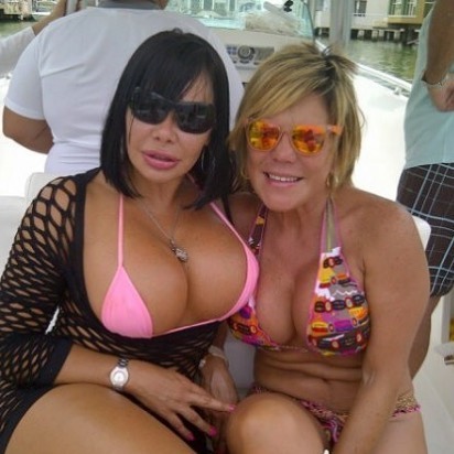 Mature nympho du 94 cherche jeune homme